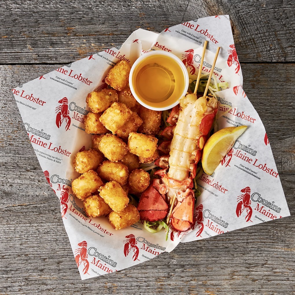 cousins-maine-lobster-tots